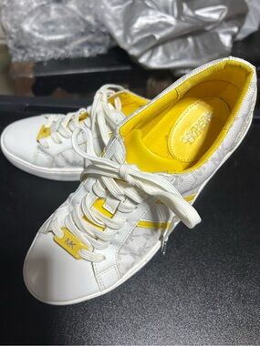 Michael Kors White and Yellow Low-Top Logo Sneakers
